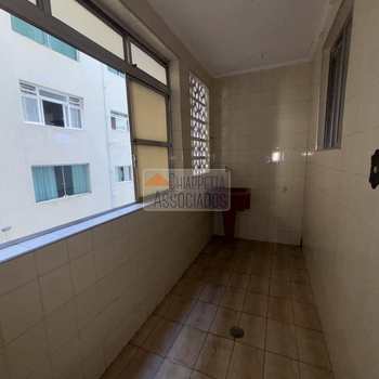 Apartamento em Santos, bairro José Menino