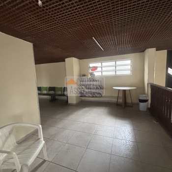 Apartamento em São Vicente, bairro Itararé