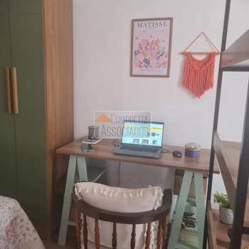 Kitnet em São Vicente, bairro Centro
