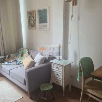 Kitnet em São Vicente, bairro Centro