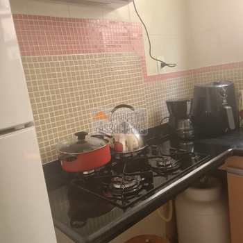 Kitnet em São Vicente, bairro Centro