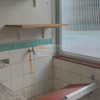 Apartamento em Santos, bairro Gonzaga
