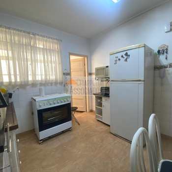 Apartamento em Santos, bairro Gonzaga