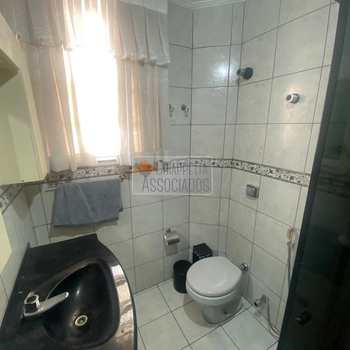 Apartamento em Santos, bairro Gonzaga