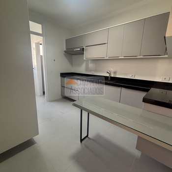 Apartamento em Santos, bairro Pompéia