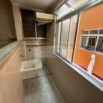 Apartamento em Santos, bairro Marapé