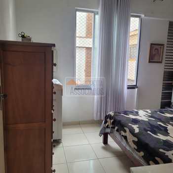 Apartamento em Santos, bairro Boqueirão