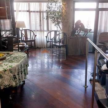 Apartamento em Santos, bairro Gonzaga