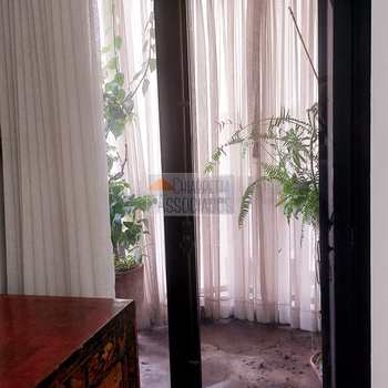 Apartamento em Santos, bairro Gonzaga