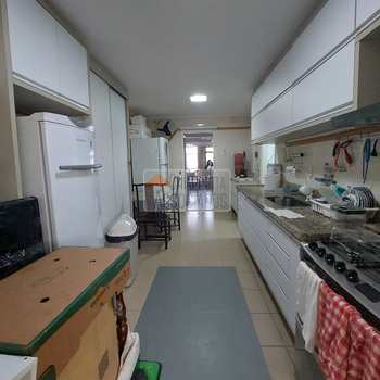 Apartamento em Santos, bairro Gonzaga