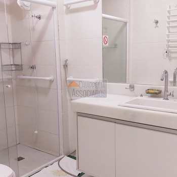 Apartamento em Santos, bairro Gonzaga