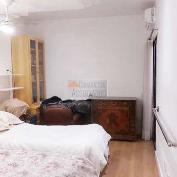 Apartamento em Santos, bairro Gonzaga