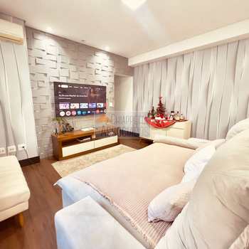 Apartamento em Santos, bairro José Menino