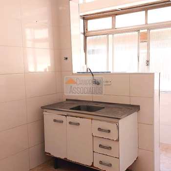 Apartamento em Santos, bairro Marapé