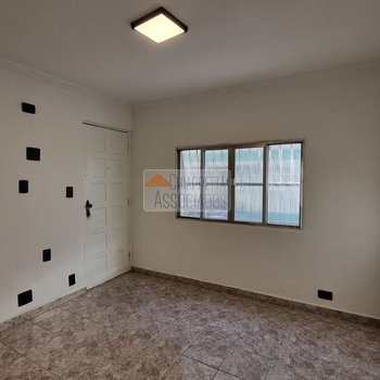 Apartamento em Santos, bairro Aparecida