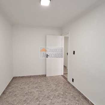 Apartamento em Santos, bairro Aparecida