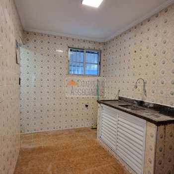 Apartamento em Santos, bairro Aparecida