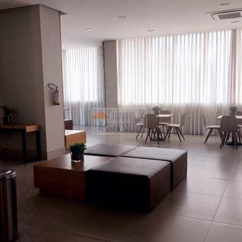 Apartamento em Santos, bairro Aparecida