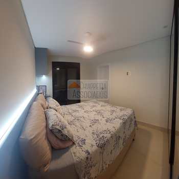 Apartamento em Santos, bairro Aparecida