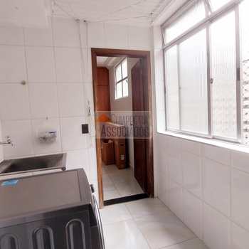 Apartamento em Santos, bairro Gonzaga