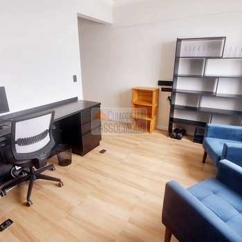 Apartamento em Santos, bairro Gonzaga