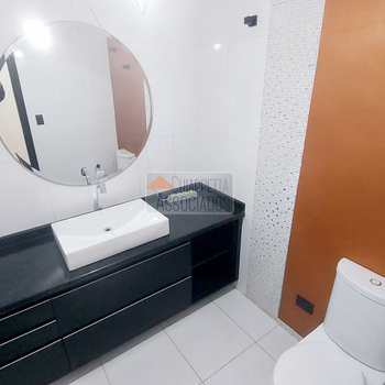 Apartamento em Santos, bairro Gonzaga