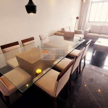 Apartamento em Santos, bairro Gonzaga