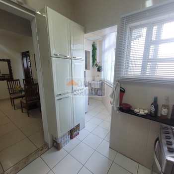Apartamento em Santos, bairro José Menino