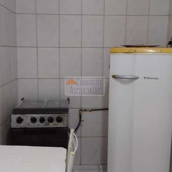 Kitnet em Santos, bairro Embaré