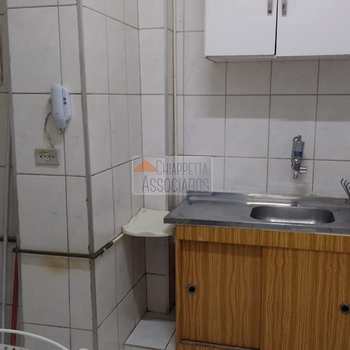 Kitnet em Santos, bairro Embaré