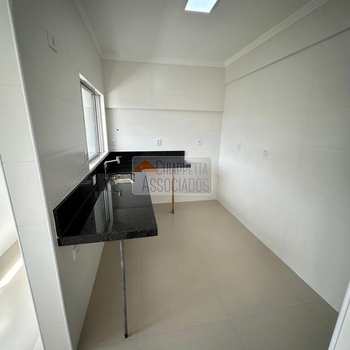 Apartamento em Santos, bairro Vila Mathias