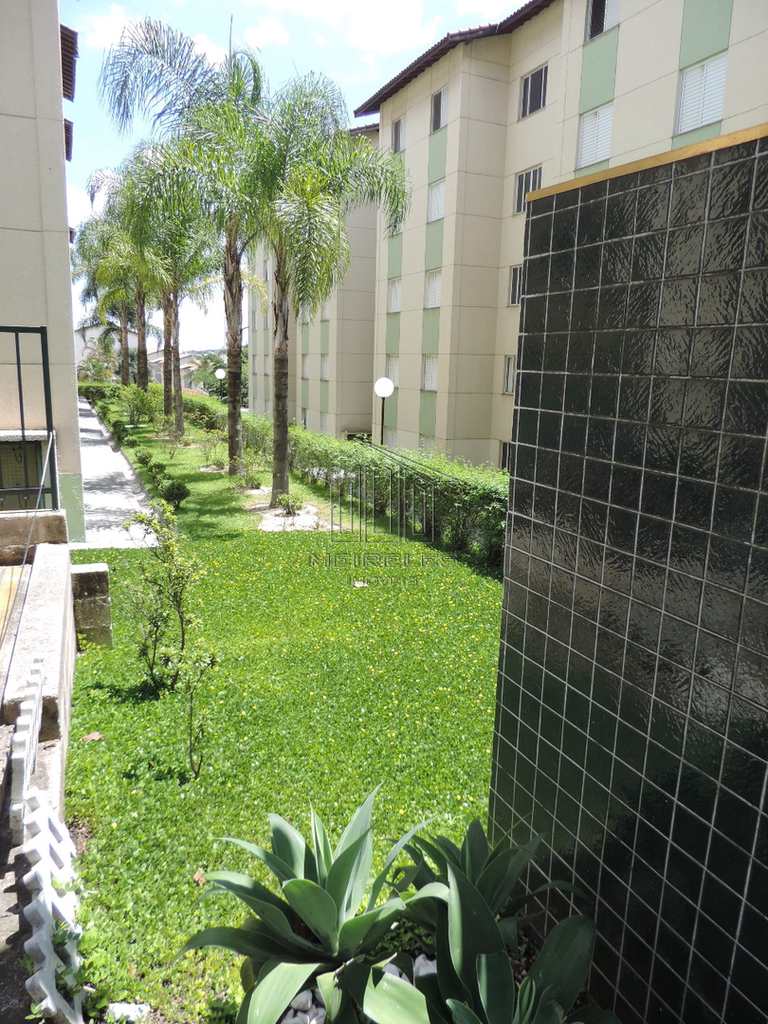 Apartamento em Ferraz de Vasconcelos, no bairro Jardim São Miguel