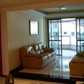 Apartamento em Vila Velha, bairro Praia da Costa