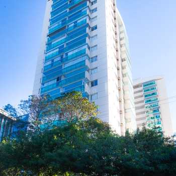 Apartamento em Vitória, bairro Enseada do Suá