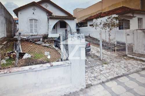 Casa, código 437 em Mogi das Cruzes, bairro Centro