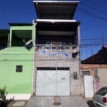 Casa em Queimados, bairro Vila São Francisco