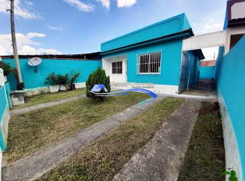 Casa, código 243 em Queimados, bairro Vila Pacaembu