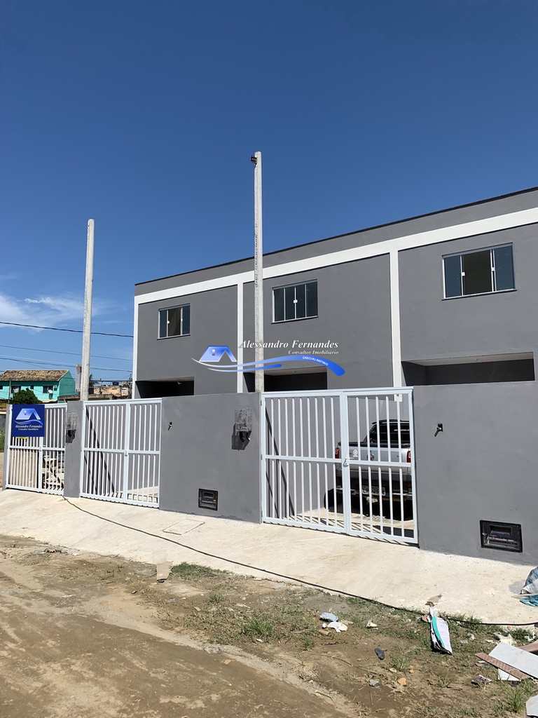 Casa em Queimados, no bairro Queimados