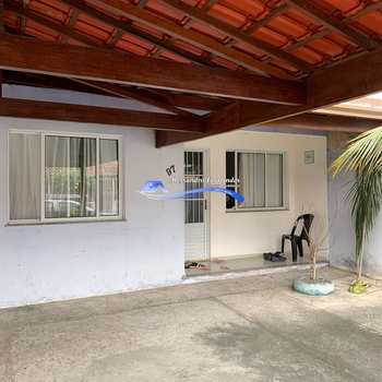 Casa em Queimados, bairro Vila Pacaembu