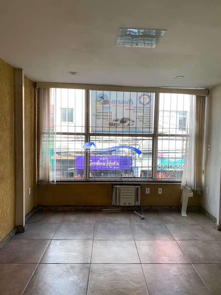 Sala Comercial em Queimados, no bairro Queimados