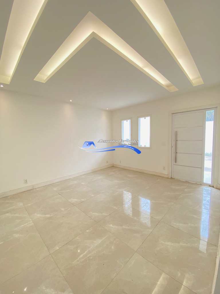 Casa em Queimados, no bairro Vila Camarim