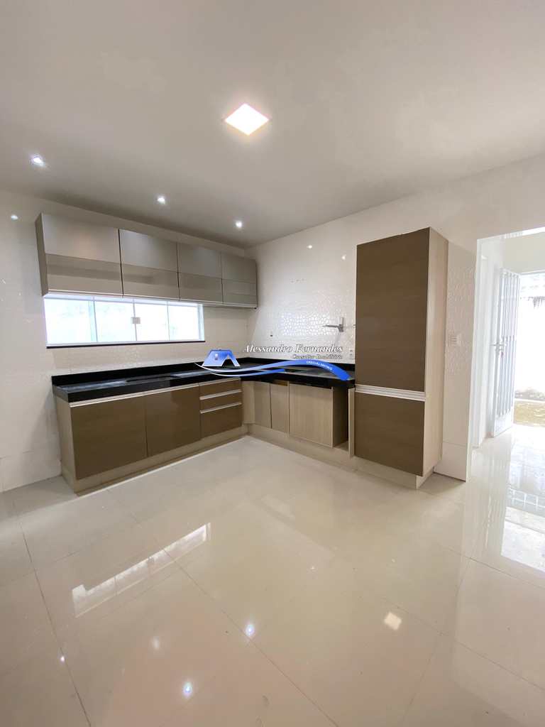 Casa em Queimados, no bairro Vila Camarim