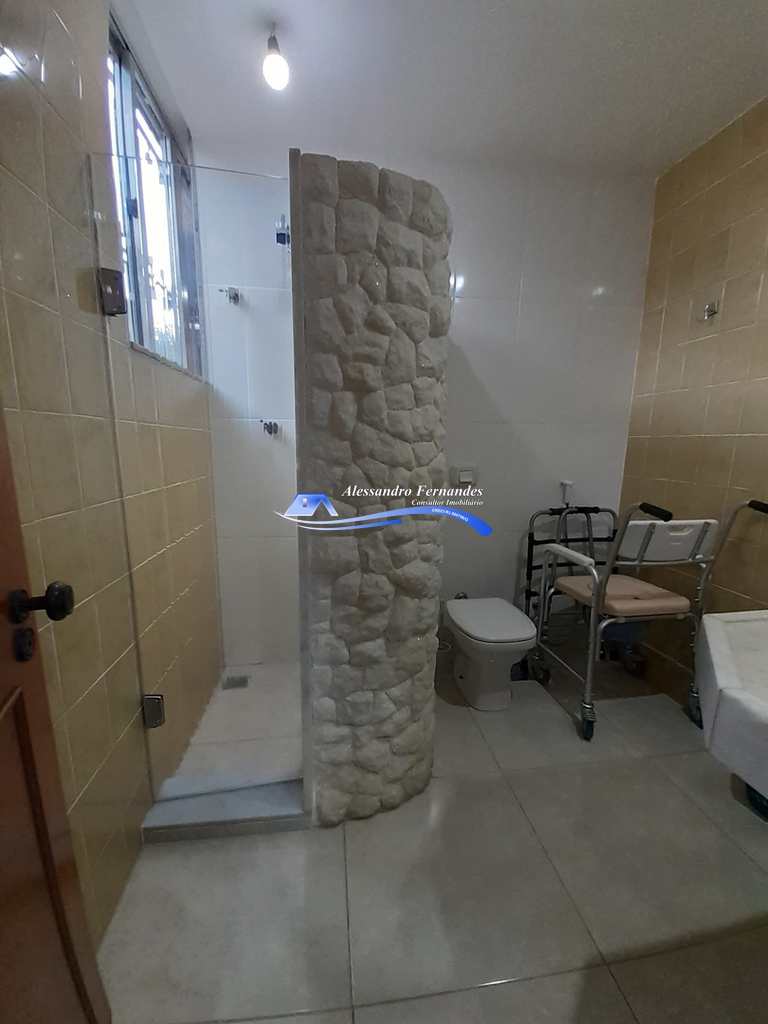 Casa em Queimados, no bairro Tinguá
