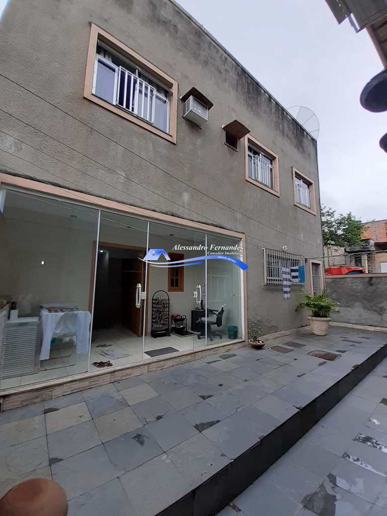 Casa em Queimados, no bairro Tinguá