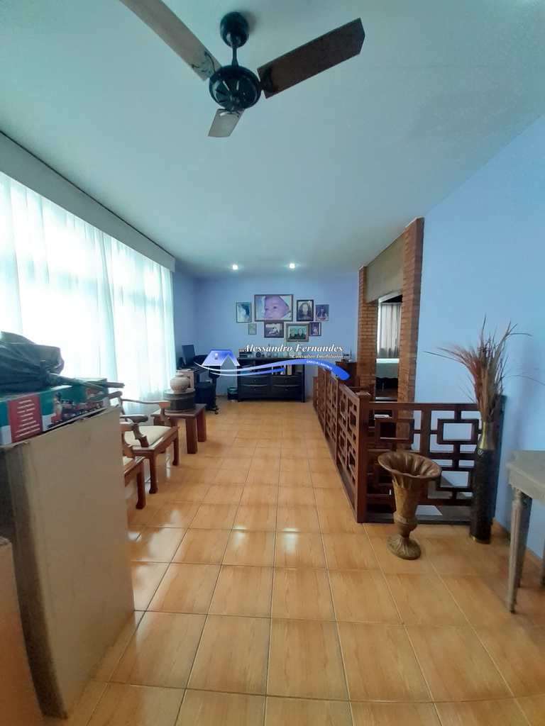 Casa em Queimados, no bairro Tinguá