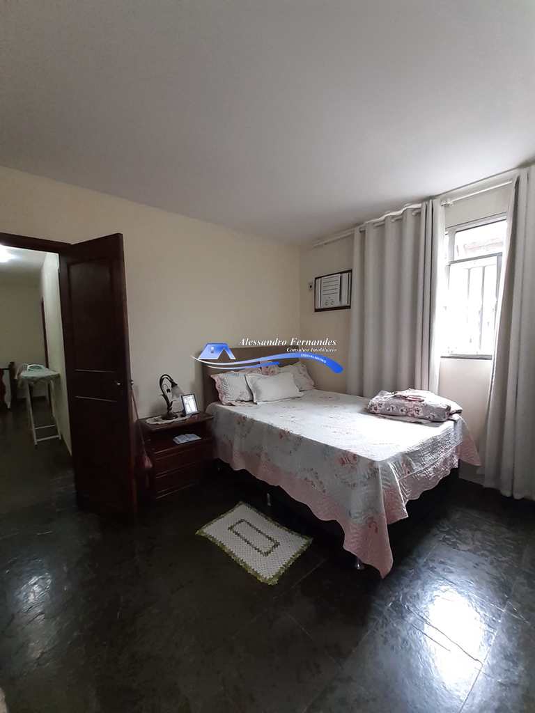 Casa em Queimados, no bairro Tinguá