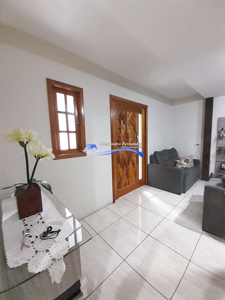 Casa em Queimados, no bairro Tinguá
