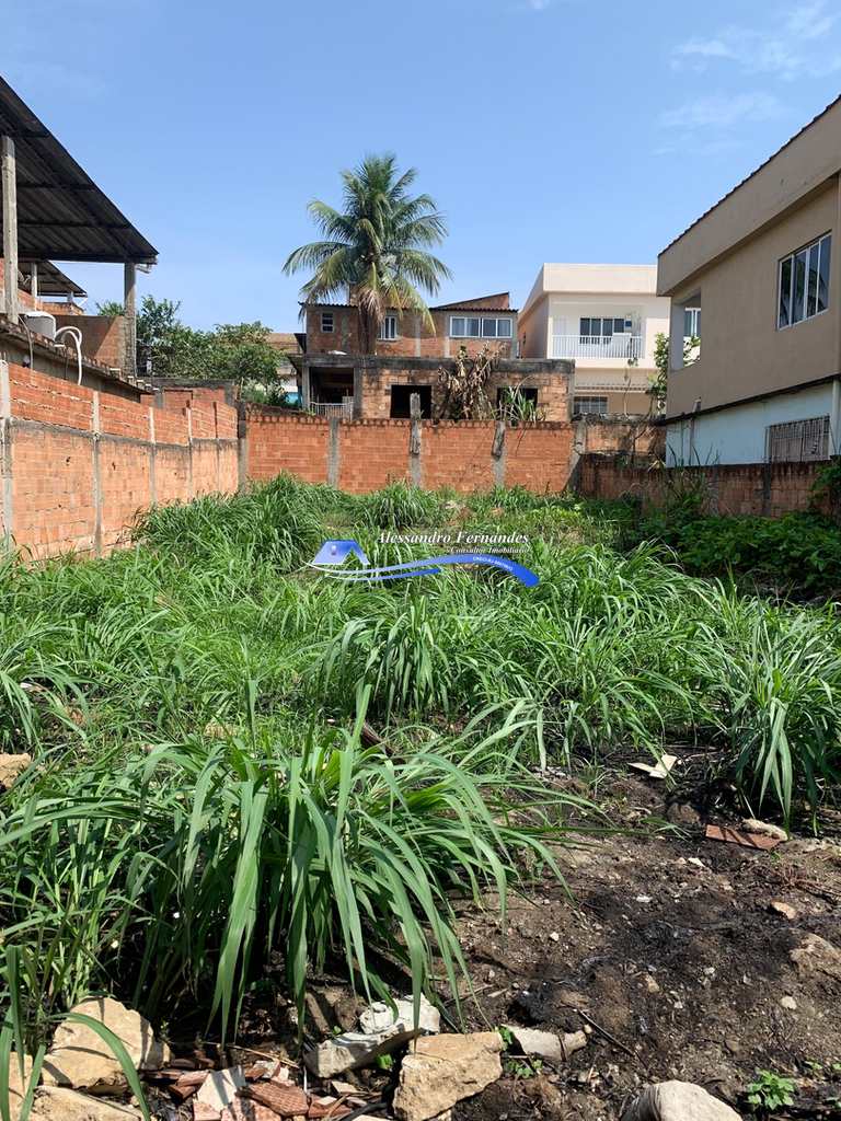 Terreno em Queimados, no bairro Queimados