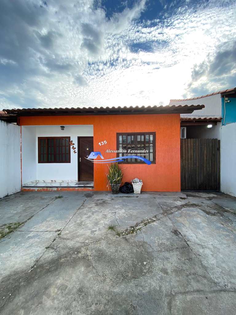 Casa em Queimados, no bairro Vila Pacaembu