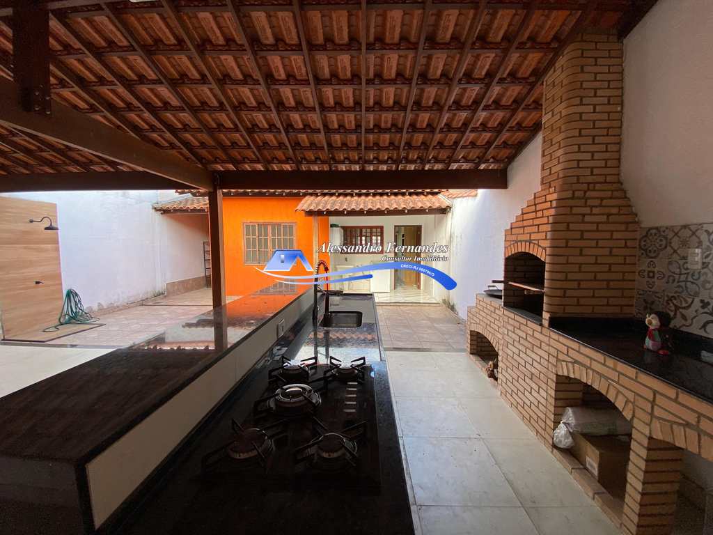 Casa em Queimados, no bairro Vila Pacaembu
